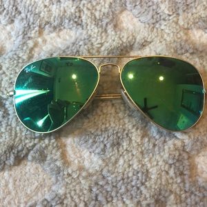 Ray Ban Aviator Sunglasses